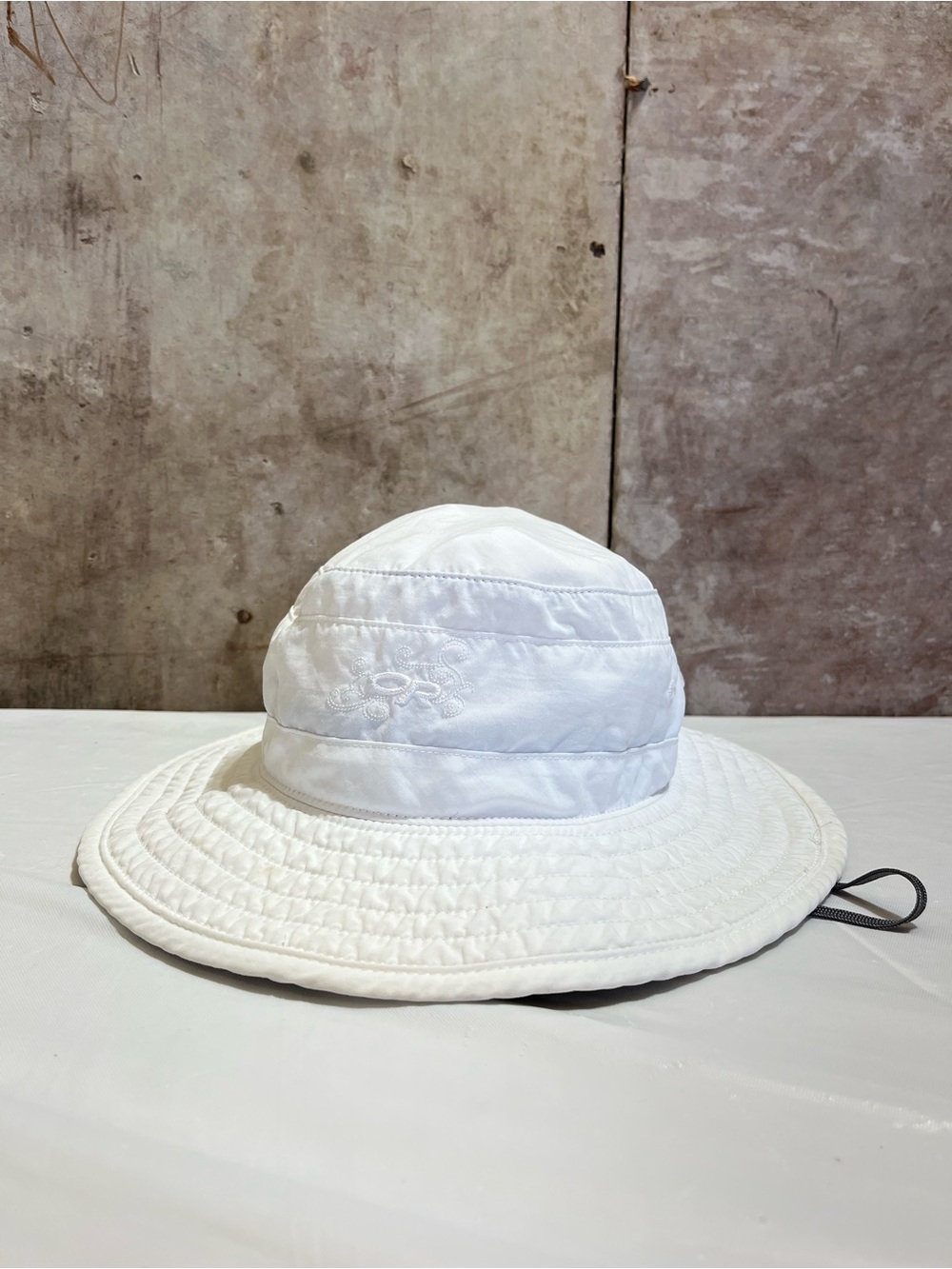 Women’s Outdoor Research White Sun Hat with Embroidered Logo